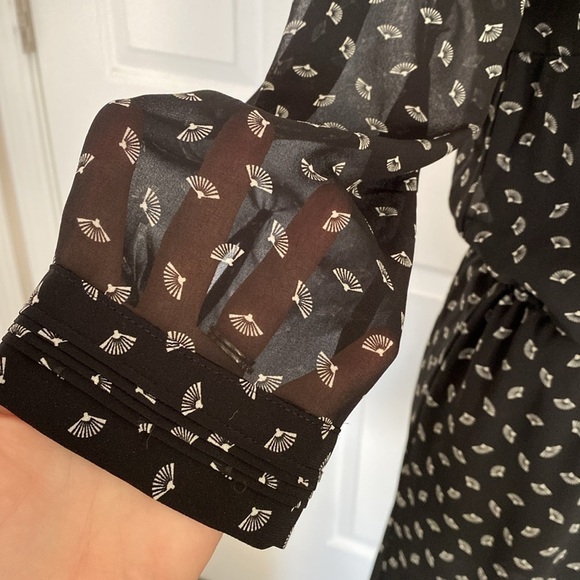 H&M little black printed dress with drawstring waist. - Picture 11 of 14